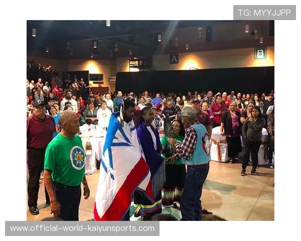 赛事焦点人物社交发声引热议，社交比赛